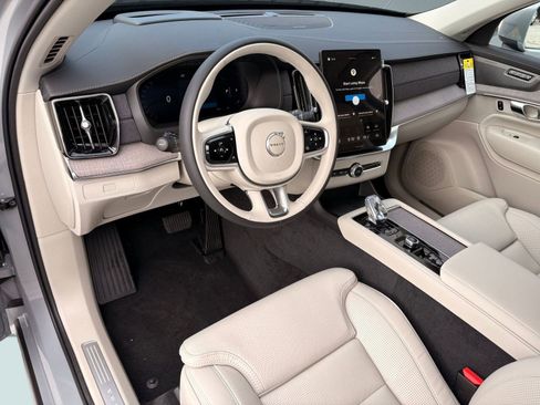 New 2026 Volvo XC90 B6 Ultra w/ Protection Package AWD/4WD image 4