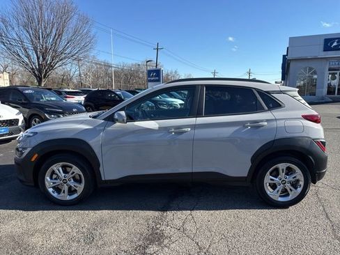 Used 2023 Hyundai Kona SEL w/ Convenience Package image 18