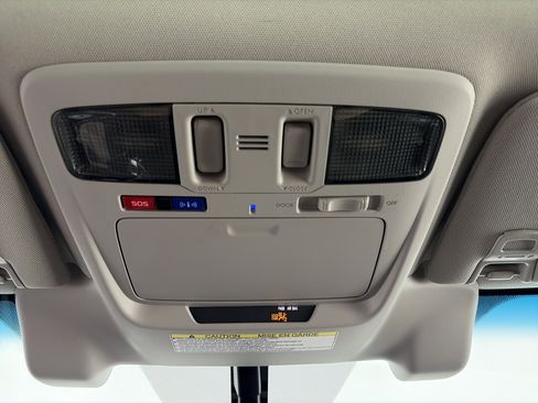 Used 2018 Subaru Outback 2.5i Limited image 35