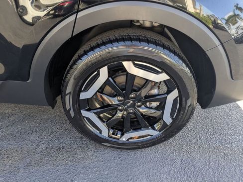 Used 2025 Kia Telluride S image 35