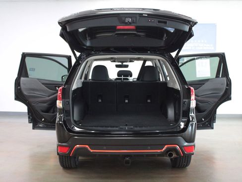 Used 2024 Subaru Forester Sport image 9