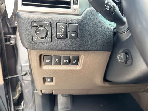 Certified 2023 Lexus GX 460 Premium AWD/4WD image 32
