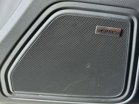 New 2025 Porsche Macan image 21