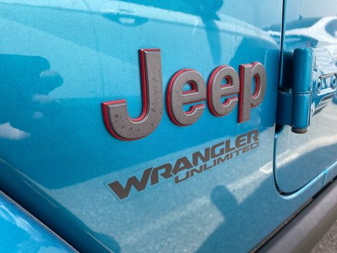 Used 2020 Jeep Wrangler Unlimited Rubicon AWD/4WD image 7