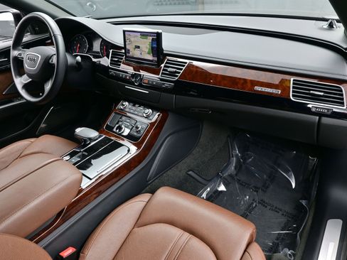 Used 2011 Audi A8 L 4.2 image 16