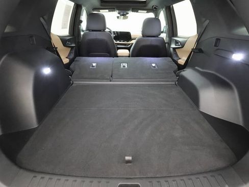 Used 2025 Chevrolet Equinox ACTIV w/ Safety and Technology Package image 23