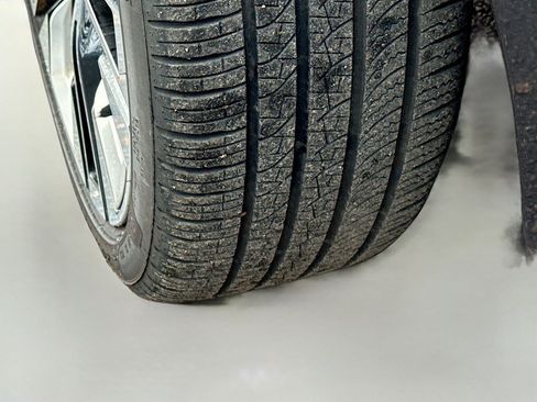 Used 2026 BMW 530i RWD image 44