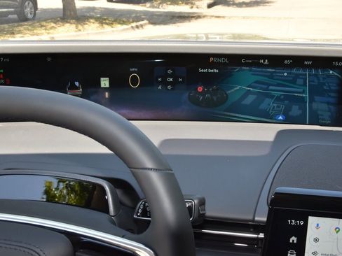 New 2026 Lincoln Nautilus Reserve w/ Jet Appearance Package image 33