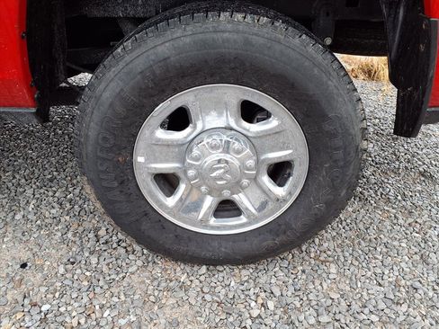 Used 2024 RAM 2500 Big Horn w/ Bed Utility Group image 38