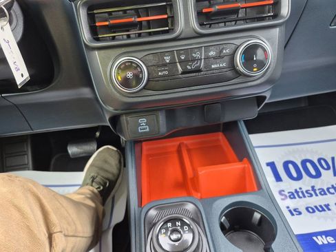 Used 2024 Ford Maverick XLT image 14