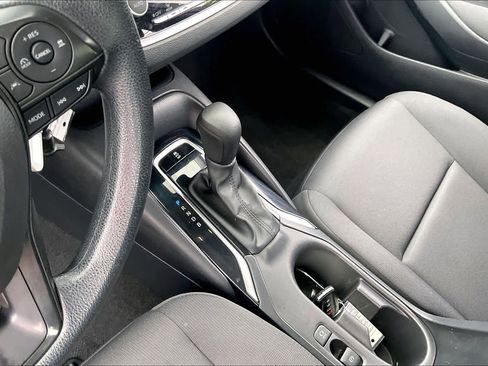 Used 2024 Toyota Corolla LE FWD image 16