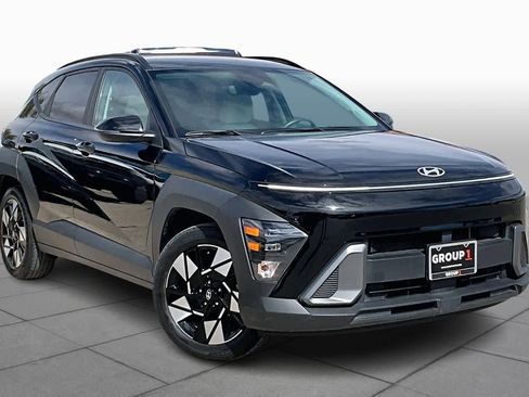 Used 2024 Hyundai Kona SEL image 3