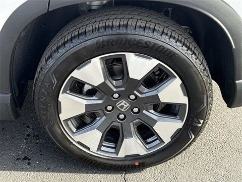 New 2026 Honda Pilot Touring image 31