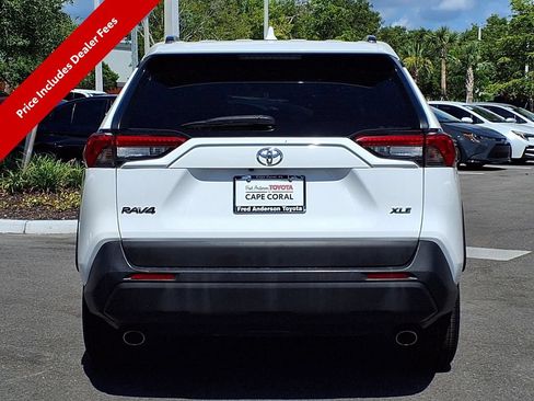 Used 2021 Toyota RAV4 XLE FWD image 6