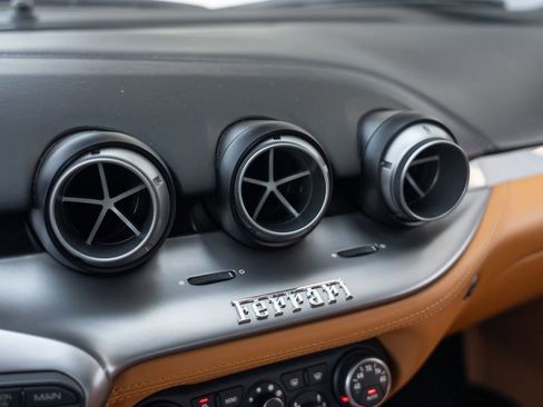 Used 2016 Ferrari F12 Berlinetta RWD image 47