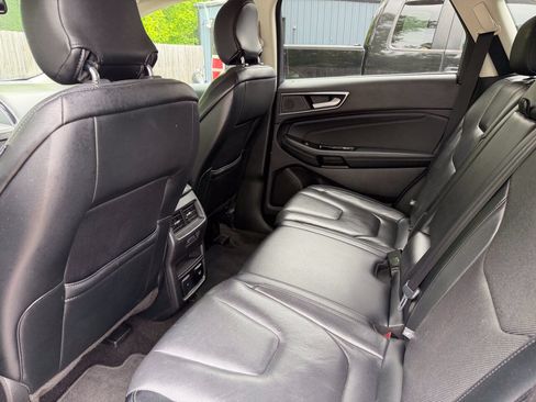 Used 2019 Ford Edge Titanium w/ Equipment Group 301A FWD image 14