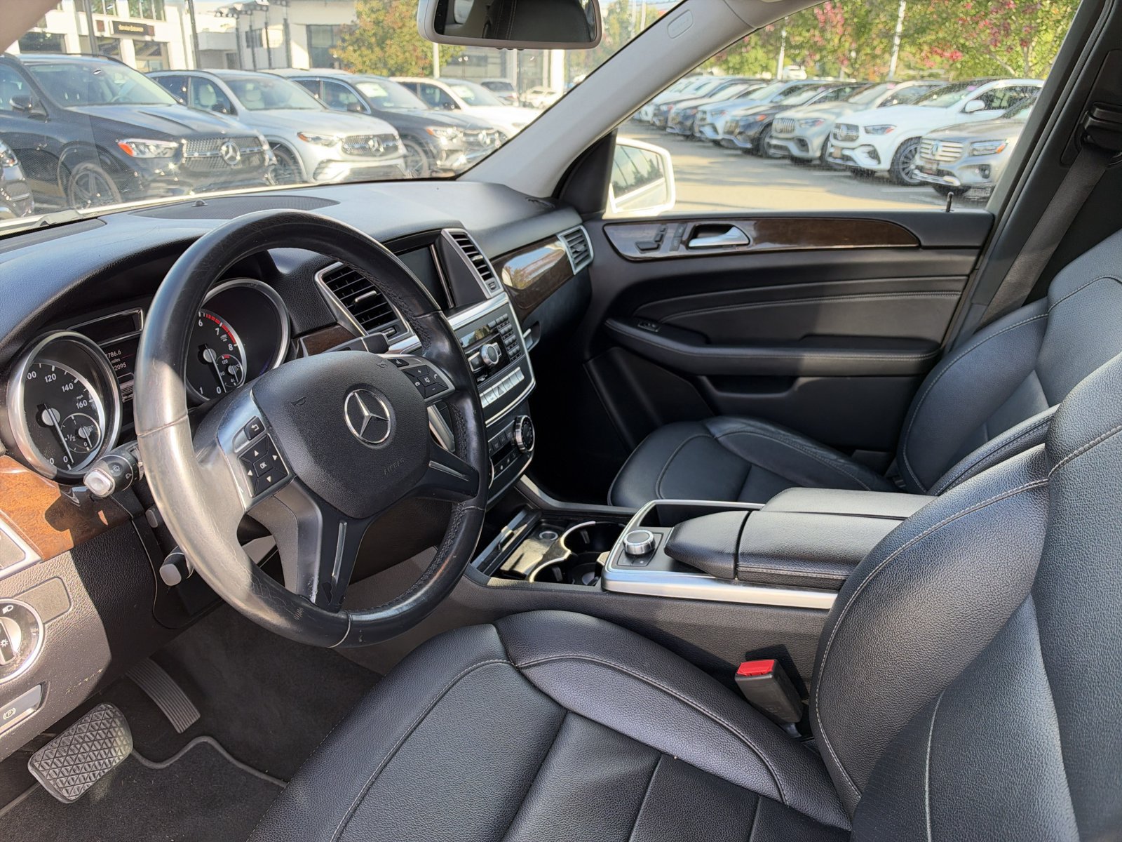 Used 2015 Mercedes-Benz ML 350 4MATIC image 14