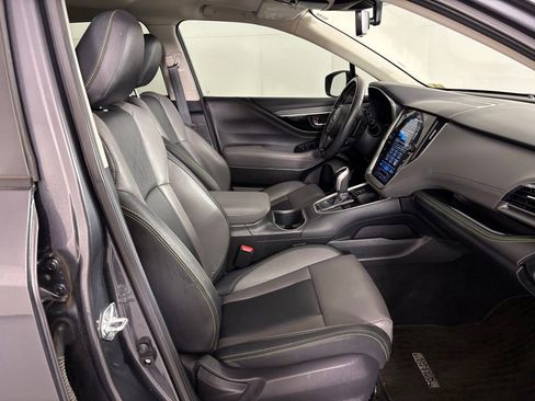 Used 2025 Subaru Outback Onyx Edition AWD/4WD image 47