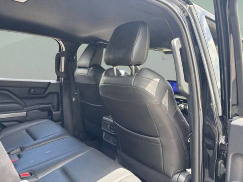 Certified 2025 Toyota 4Runner SR5 AWD/4WD image 21
