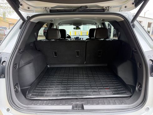 Used 2021 Chevrolet Equinox Premier image 34