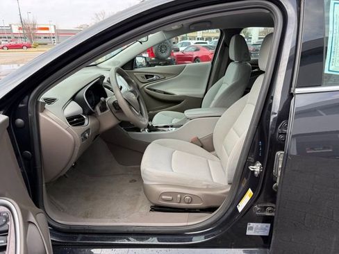 Used 2023 Chevrolet Malibu LT image 12