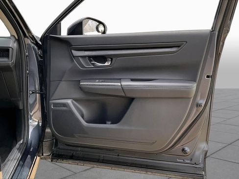 Used 2025 Honda CR-V LX image 22