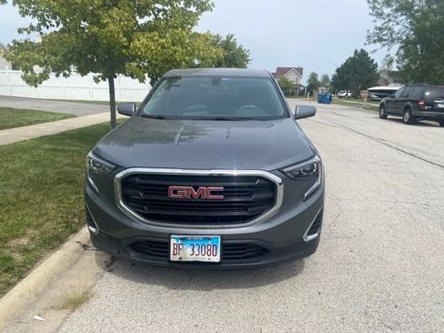 Used 2018 GMC Terrain SLE FWD image 2