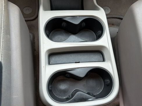 Used 2017 Chrysler Pacifica Touring image 69