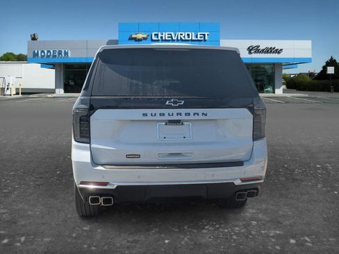 New 2026 Chevrolet Suburban High Country AWD/4WD image 5