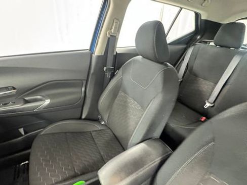 Certified 2024 Nissan Kicks SV FWD image 12
