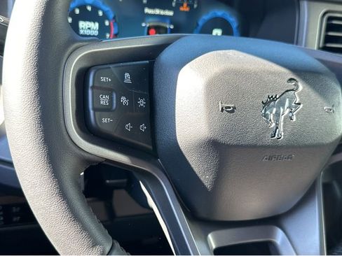 New 2025 Ford Bronco Badlands image 25