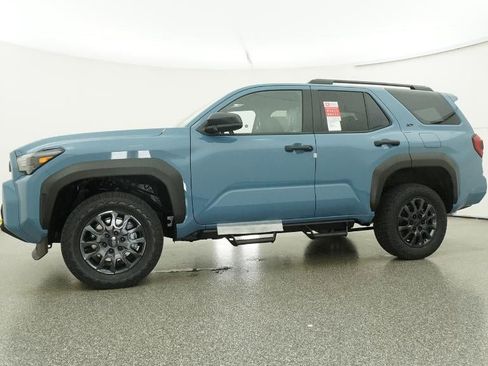 New 2026 Toyota 4Runner SR5 image 18