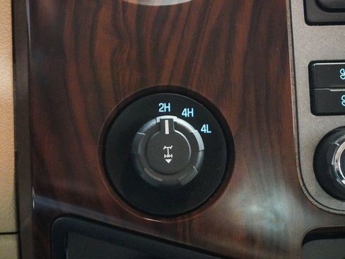 Used 2011 Ford F250 Lariat w/ Camper Pkg image 23