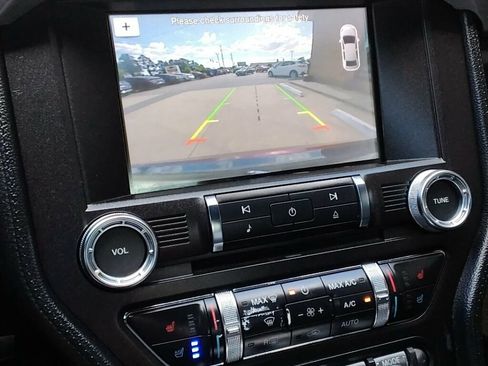 Used 2018 Ford Mustang Premium RWD image 21