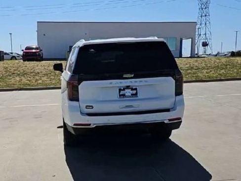 New 2026 Chevrolet Suburban LS w/ Max Trailering Package RWD image 7