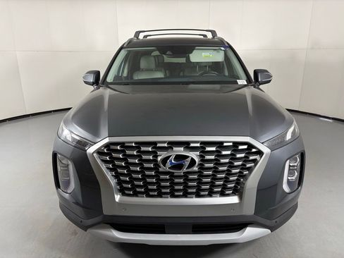 Used 2021 Hyundai Palisade SEL w/ Premium Package FWD image 3