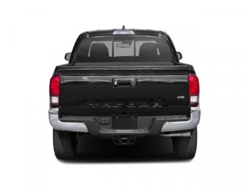 Used 2019 Toyota Tacoma TRD Off-Road image 5