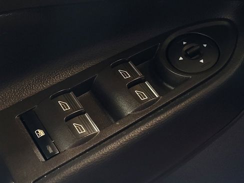 Used 2019 Ford Escape SEL FWD image 27