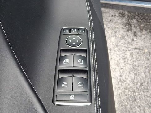 Used 2017 Tesla Model S 75D image 29