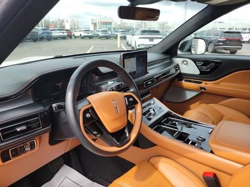 Used 2023 Lincoln Aviator Black Label image 30