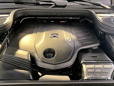 New 2026 Mercedes-Benz GLS 450 4MATIC image 14
