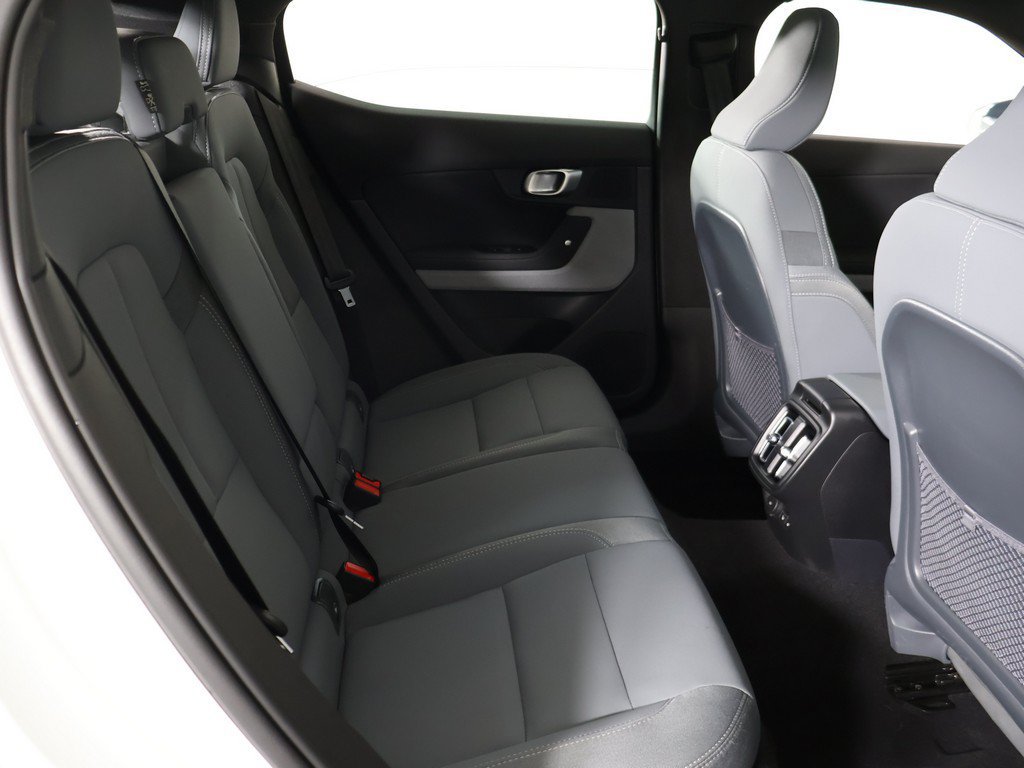 Used 2024 Polestar Polestar 2 AWD/4WD image 39
