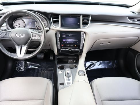 Certified 2023 INFINITI QX50 Luxe image 17