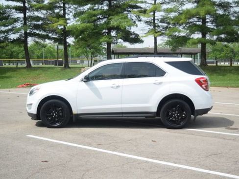 Used 2017 Chevrolet Equinox LT AWD/4WD image 22