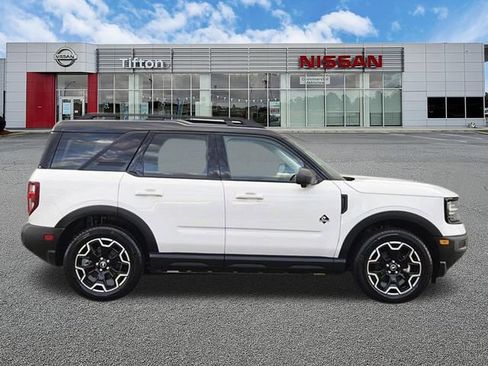Used 2025 Ford Bronco Sport Outer Banks w/ Outer Banks Tech Package+ AWD/4WD image 3
