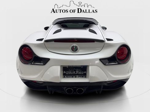 Used 2018 Alfa Romeo 4C Spider RWD image 7