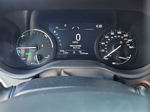 Certified 2025 Toyota Sienna LE image 3