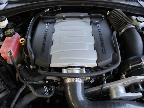 Used 2017 Chevrolet Camaro SS w/ 50th Anniversary Edition image 59