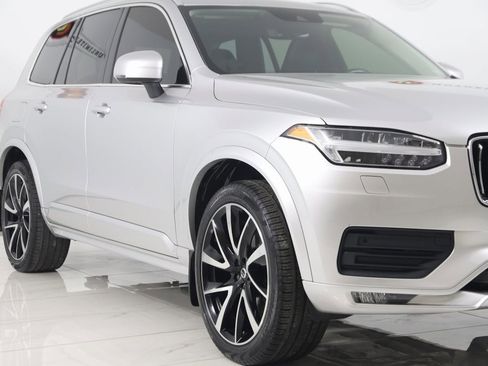 Used 2022 Volvo XC90 T6 Momentum w/ Climate Package image 44