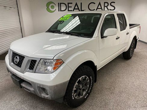 Used 2018 Nissan Frontier PRO-4X image 1
